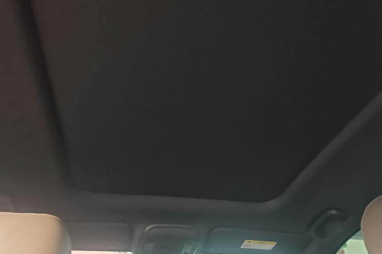 Used Buick Envision 2023 Encore Plus 652T Five-Seat Luxury Model Headliner