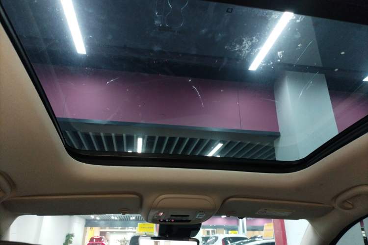 Used Buick Envision 2023 Encore Plus 652T Five-Seat Luxury Model Headliner