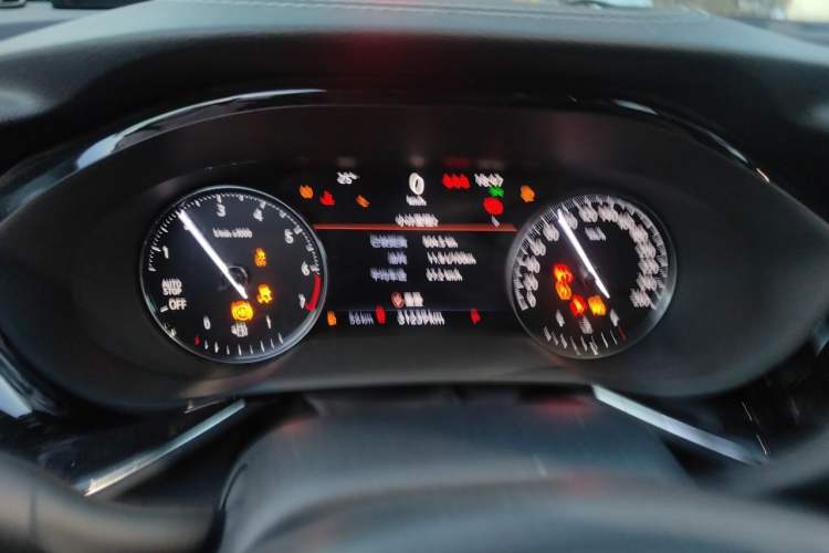 Used Buick Envision 2023 Encore Plus 652T Five-Seat Luxury Model Instrument Cluster