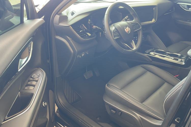 Used Buick Envision 2023 Encore Plus 652T Five-Seat Luxury Model Interior 1