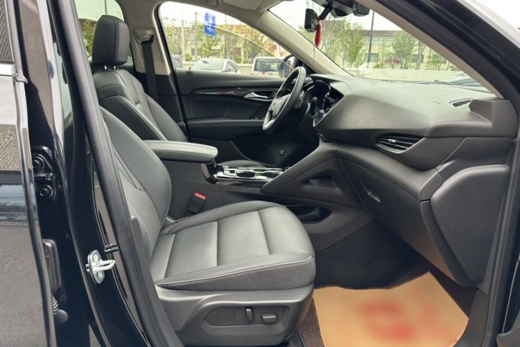 Used Buick Envision 2023 Encore Plus 652T Five-Seat Luxury Model Interior 1