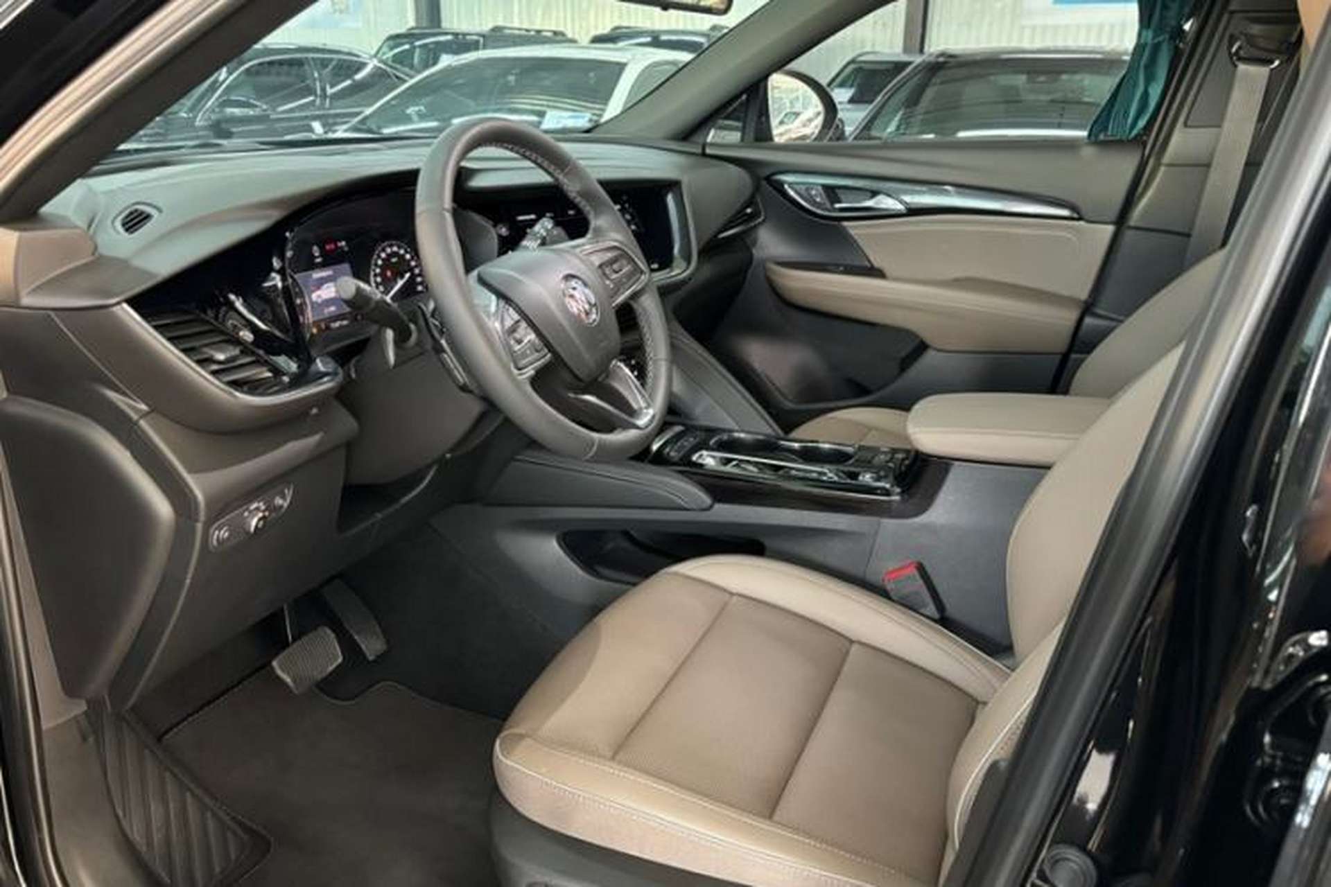 Used Buick Envision 2023 Encore Plus 652T Five-Seat Luxury Model Interior 2
