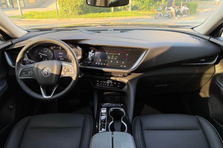 Used Buick Envision 2023 Encore S 652T Two-Wheel-Drive Luxury Model Interior 2
