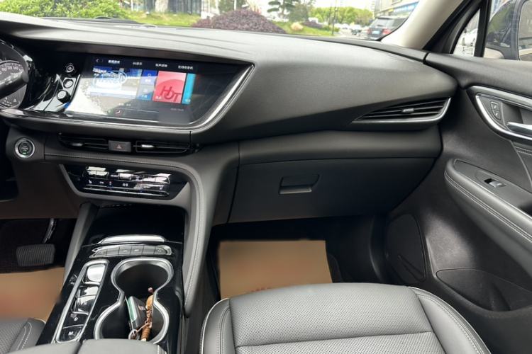 Used Buick Envision 2023 Encore Plus 652T Five-Seat Luxury Model Interior 4