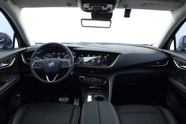 Used Buick Envision 2023 Encore Plus 652T Five-Seat All-Wheel-Drive Luxury Model Interior 7