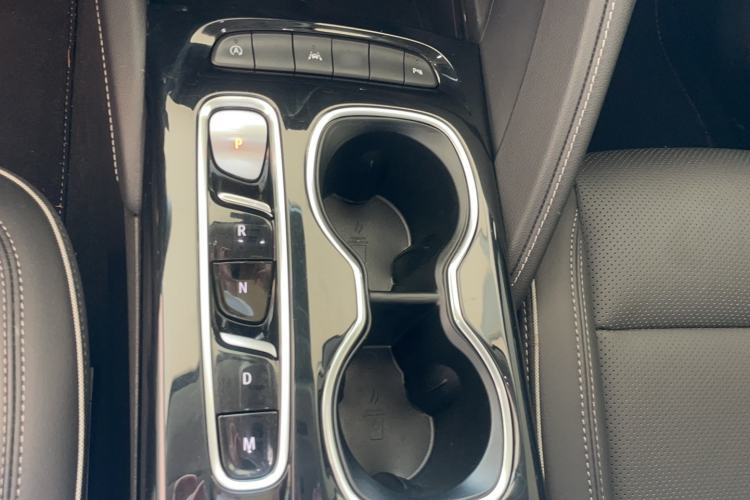 Used Buick Envision 2023 Encore Plus 652T Five-Seat Luxury Model Interior 7