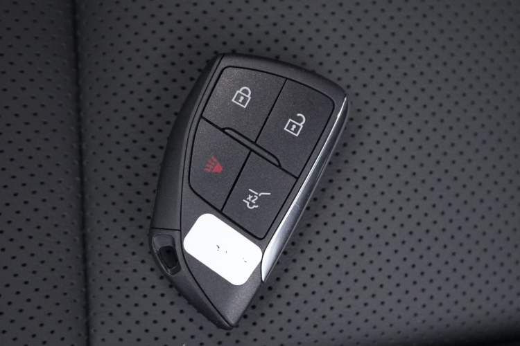 Used Buick Envision 2023 Encore Plus 652T Five-Seat All-Wheel-Drive Luxury Model Interior 9