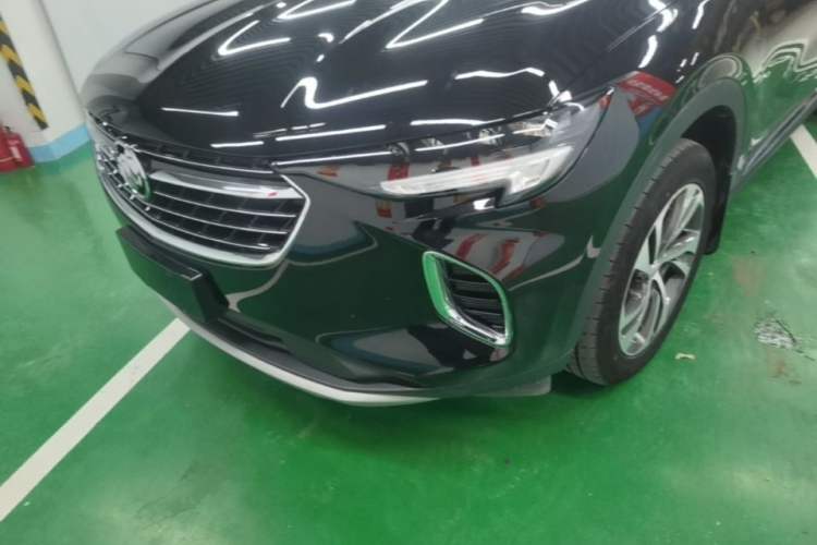 Used Buick Envision 2023 Encore S 652T Two-Wheel-Drive Luxury Model Left Front Headlight