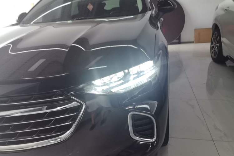 Used Buick Envision 2023 Encore S 652T Two-Wheel-Drive Luxury Model Left Front Headlight