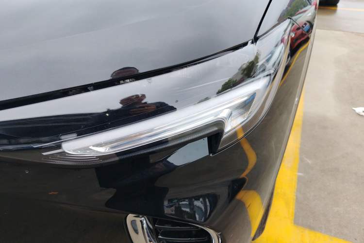 Used Buick Envision 2023 Encore S 552T Two-Wheel Drive Luxury Model Left Front Headlight