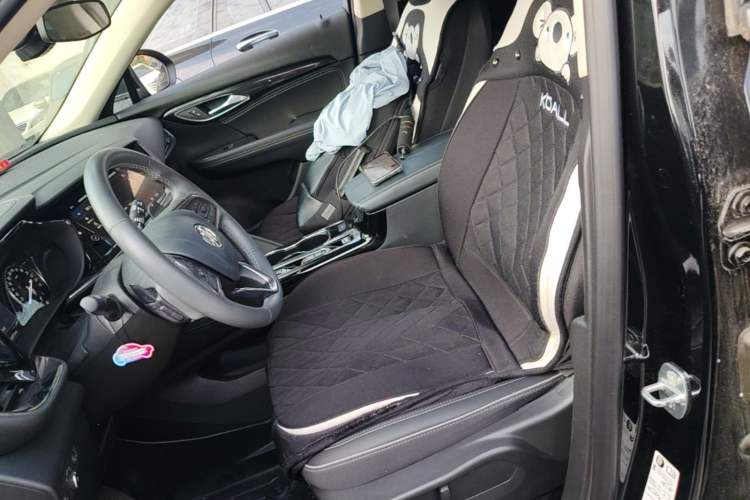 Used Buick Envision 2023 Encore S 652T Two-Wheel-Drive Luxury Model Left Front Seat