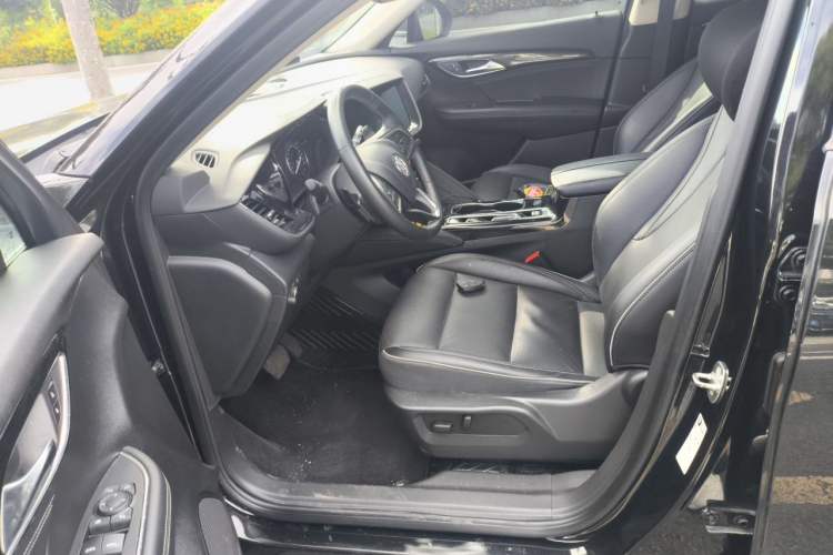 Used Buick Envision 2023 Encore Plus 652T Five-Seat Luxury Model Left Front Seat