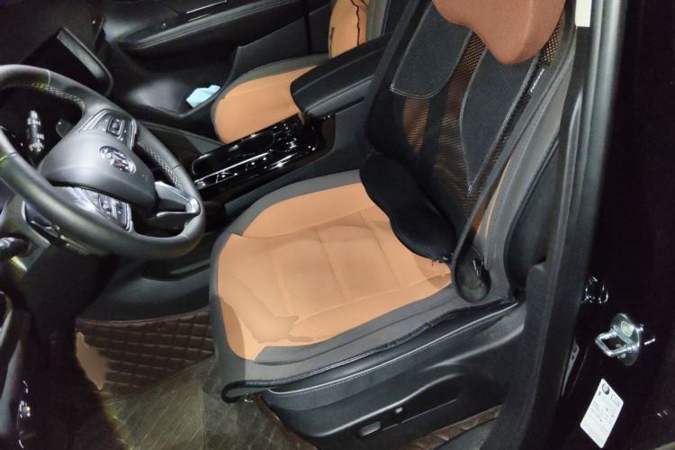 Used Buick Envision 2023 Encore Plus 652T Five-Seat Luxury Model Left Front Seat