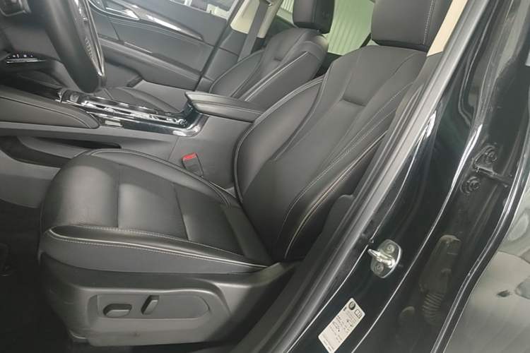 Used Buick Envision 2023 Encore S 552T Two-Wheel Drive Luxury Model Left Front Seat