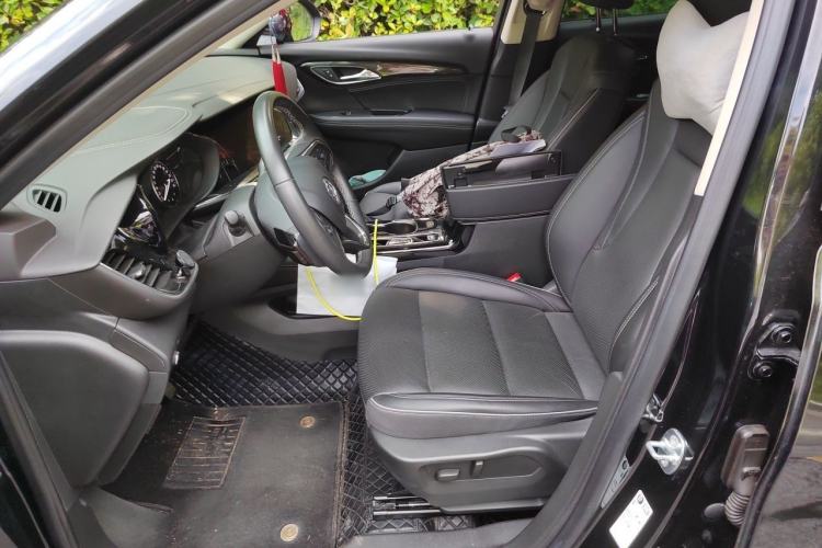 Used Buick Envision 2023 Encore S 652T Two-Wheel-Drive Luxury Model Left Front Seat