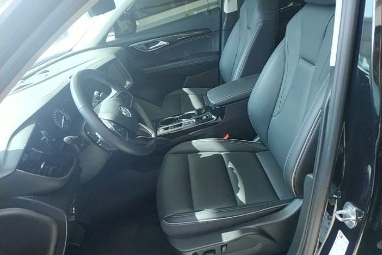 Used Buick Envision 2023 Encore Plus 652T Five-Seat Luxury Model Left Front Seat