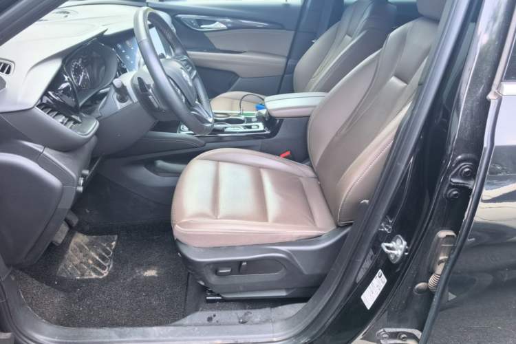Used Buick Envision 2023 Encore Plus 652T Five-Seat Luxury Model Left Front Seat