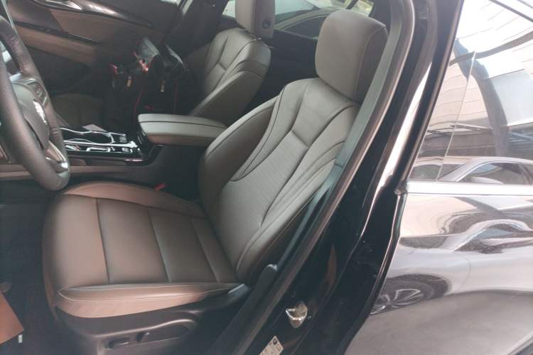 Used Buick Envision 2023 Encore Plus 652T Five-Seat Luxury Model Left Front Seat