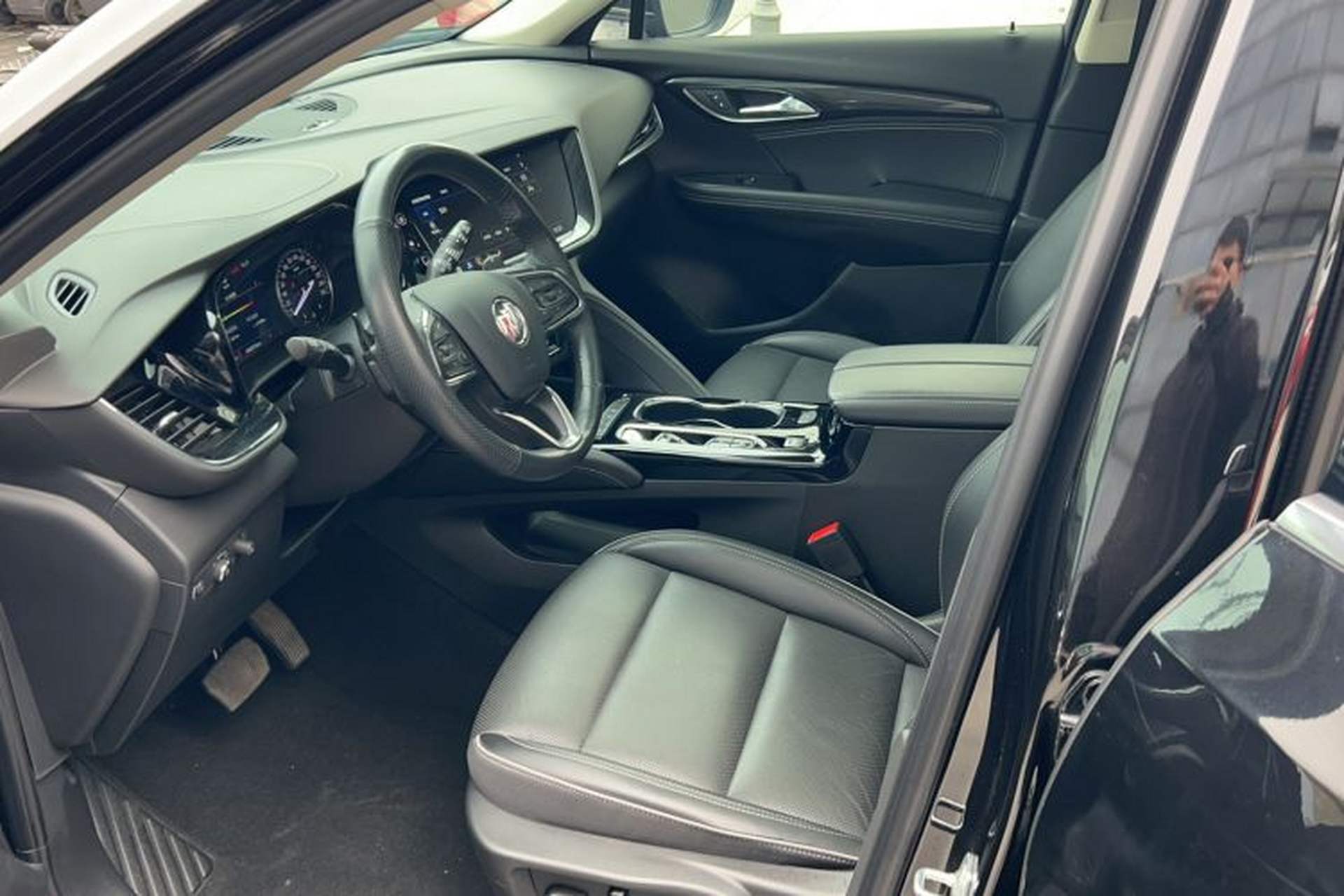 Used Buick Envision 2023 Encore Plus 652T Five-Seat Luxury Model Left Front Seat