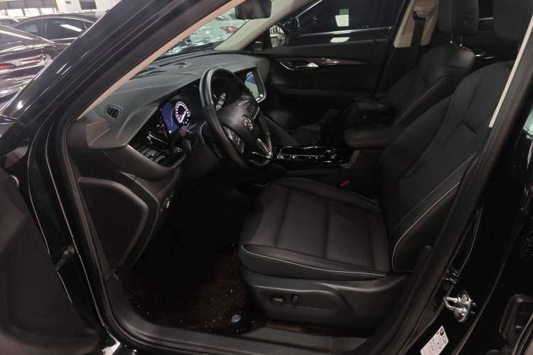 Used Buick Envision 2023 Encore Plus 652T Five-Seat Luxury Model Left Front Seat
