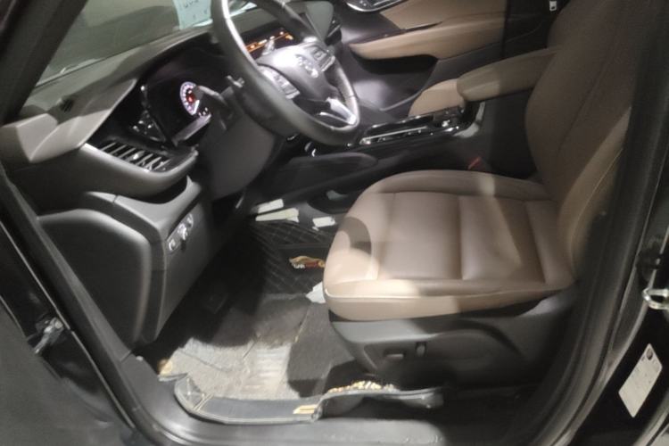 Used Buick Envision 2023 Encore Plus 652T Five-Seat Luxury Model Left Front Seat