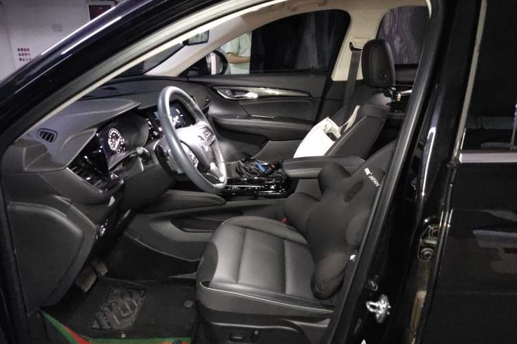 Used Buick Envision 2023 Encore Plus 652T Five-Seat Luxury Model Left Front Seat