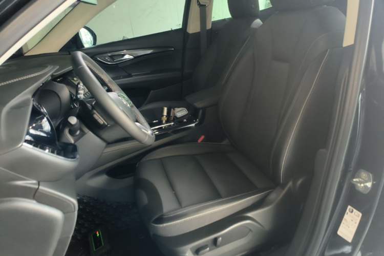 Used Buick Envision 2023 Encore S 652T Two-Wheel-Drive Luxury Model Left Front Seat