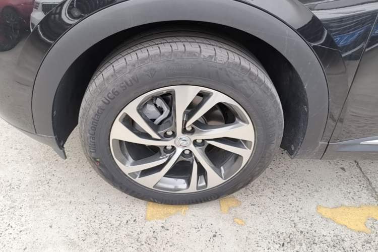Used Buick Envision 2023 Encore S 552T Two-Wheel Drive Luxury Model Left Front Wheel Hub