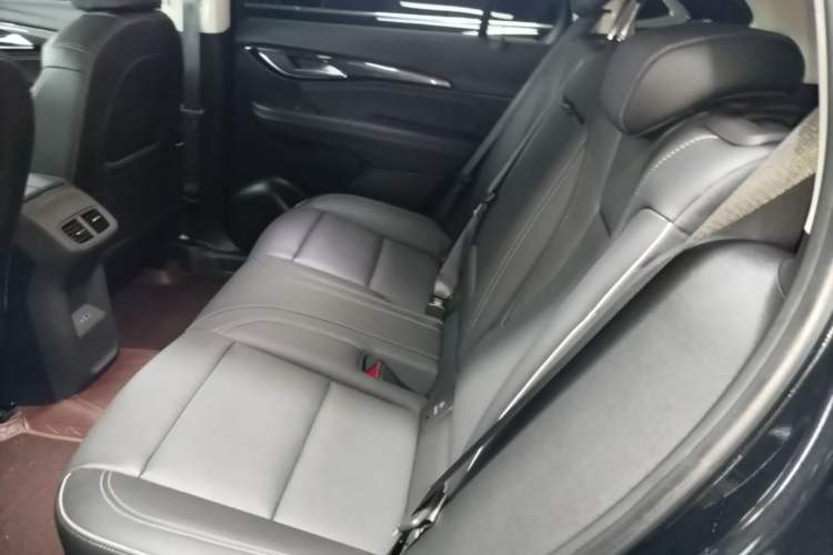 Used Buick Envision 2023 Encore Plus 652T Five-Seat Luxury Model Left Rear Seat