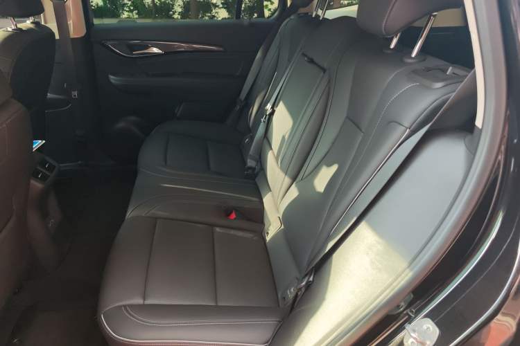 Used Buick Envision 2023 Encore Plus 652T Five-Seat Luxury Model Left Rear Seat