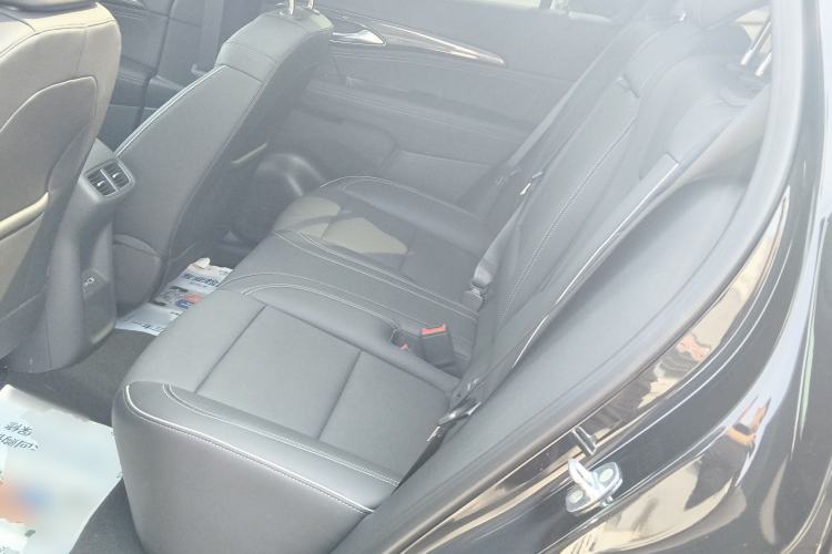 Used Buick Envision 2023 Encore Plus 652T Five-Seat Luxury Model Left Rear Seat
