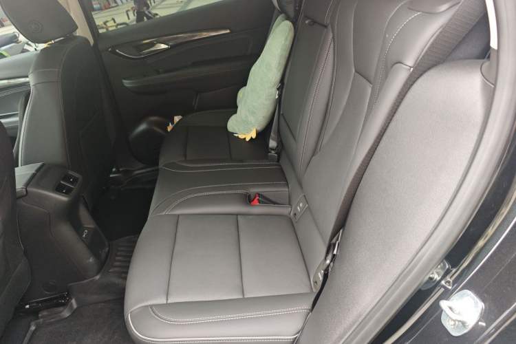 Used Buick Envision 2023 Encore Plus 652T Five-Seat Luxury Model Left Rear Seat
