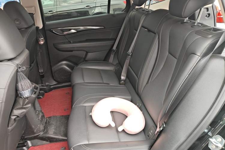 Used Buick Envision 2023 Encore Plus 652T Five-Seat Luxury Model Left Rear Seat