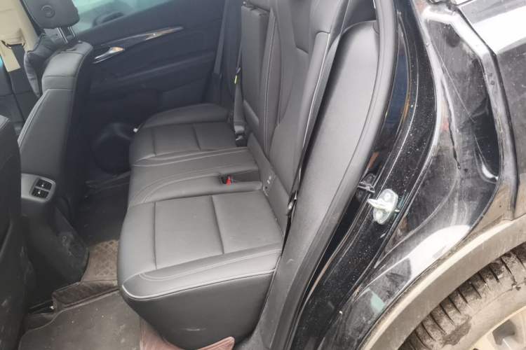 Used Buick Envision 2023 Encore Plus 652T Five-Seat Luxury Model Left Rear Seat