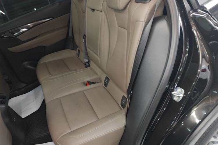 Used Buick Envision 2023 Encore Plus 652T Five-Seat Luxury Model Left Rear Seat