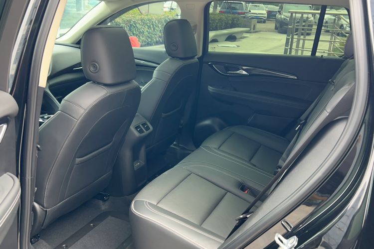 Used Buick Envision 2023 Encore Plus 652T Five-Seat Luxury Model Left Rear Seat