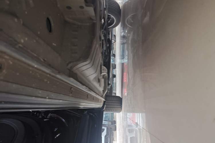 Used Buick Envision 2023 Encore Plus 652T Five-Seat Luxury Model Left Side Sill
