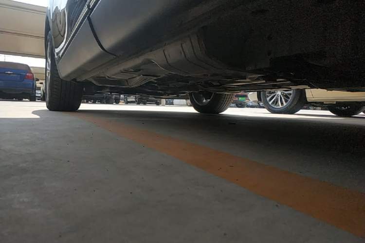 Used Buick Envision 2023 Encore Plus 652T Five-Seat Luxury Model Left Side Sill
