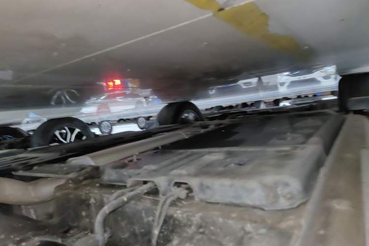 Used Buick Envision 2023 Encore S 552T Two-Wheel Drive Luxury Model Left Side Sill