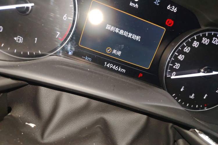 Used Buick Envision 2023 Encore Plus 652T Five-Seat Luxury Model Odometer Close Up