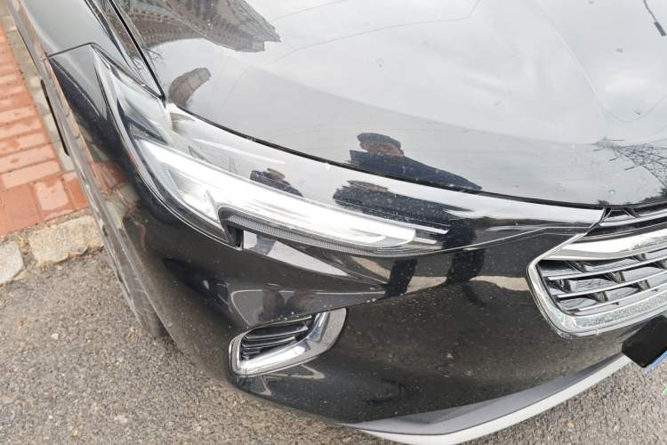 Used Buick Envision 2023 Encore S 552T Two-Wheel Drive Luxury Model Right Front Headlight