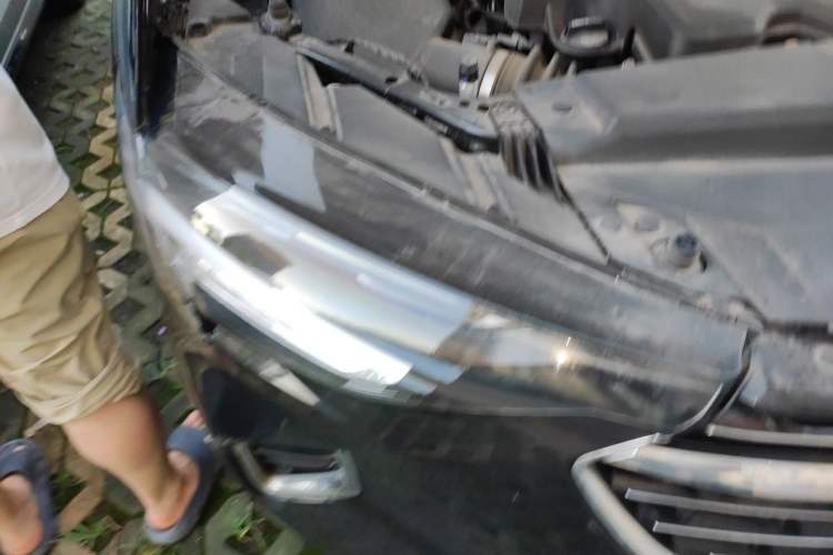 Used Buick Envision 2023 Encore S 552T Two-Wheel Drive Luxury Model Right Front Headlight