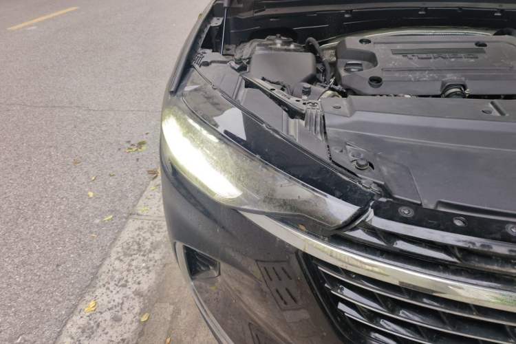 Used Buick Envision 2023 Encore Plus 652T Five-Seat Luxury Model Right Front Headlight