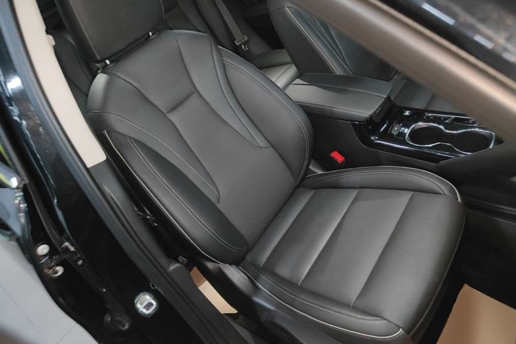 Used Buick Envision 2023 Encore S 552T Two-Wheel Drive Luxury Model Right Front Seat