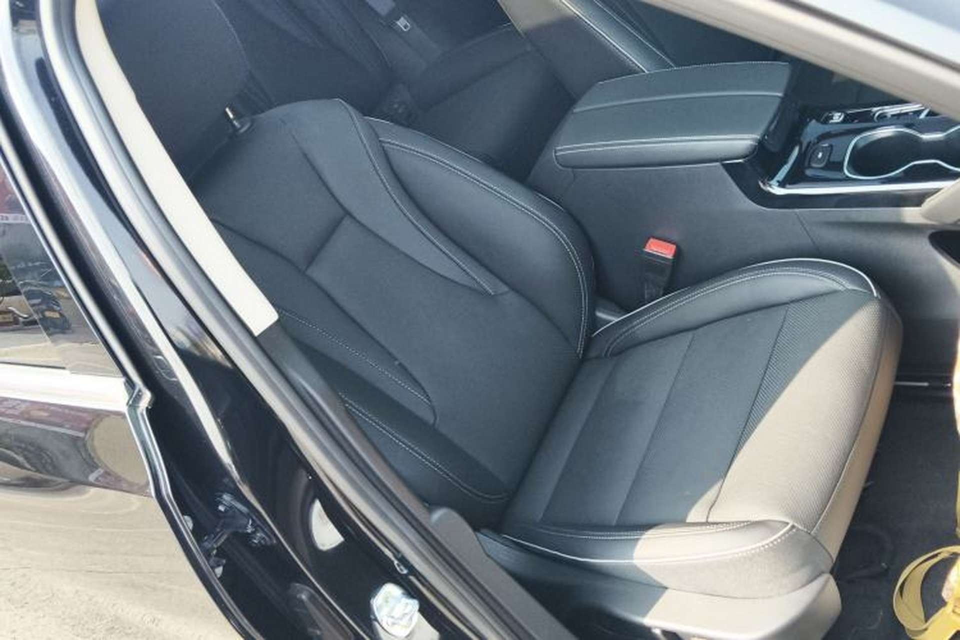 Used Buick Envision 2023 Encore Plus 652T Five-Seat Luxury Model Right Front Seat