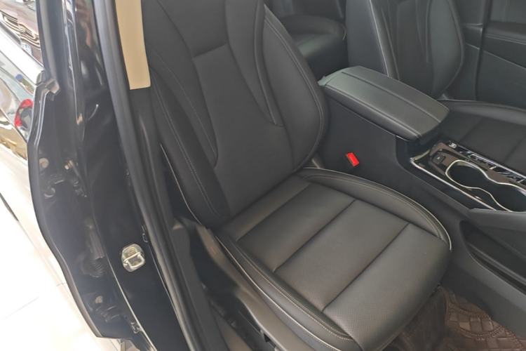 Used Buick Envision 2023 Encore Plus 652T Five-Seat Luxury Model Right Front Seat