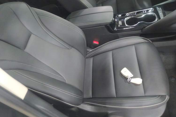 Used Buick Envision 2023 Encore S 552T Two-Wheel Drive Luxury Model Right Front Seat