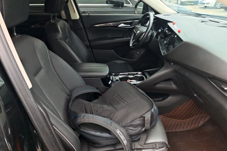 Used Buick Envision 2023 Encore Plus 652T Five-Seat Luxury Model Right Front Seat