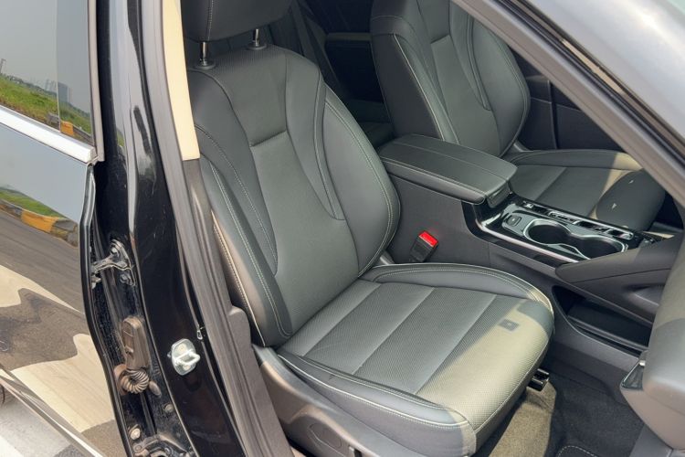 Used Buick Envision 2023 Encore S 552T Two-Wheel Drive Luxury Model Right Front Seat
