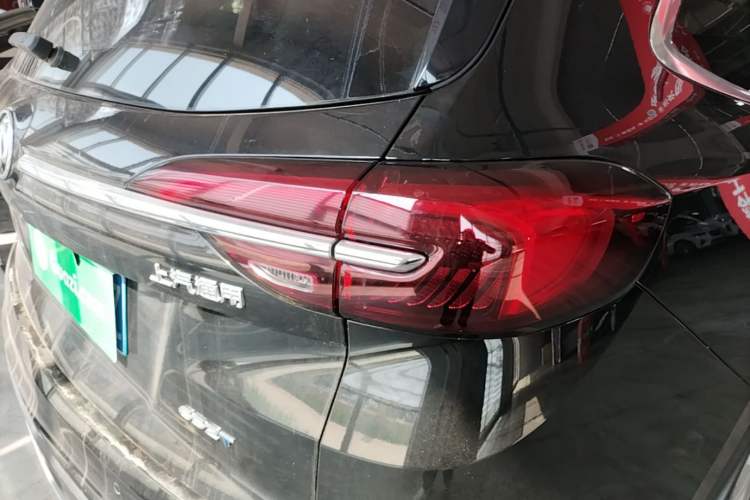 Used Buick Envision 2023 Encore Plus 652T Five-Seat Luxury Model Right Rear Taillight